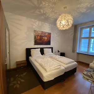 2-zimmer-appartement-am-bismarckplatz-heidelberg.hotelsheidelberg.net/